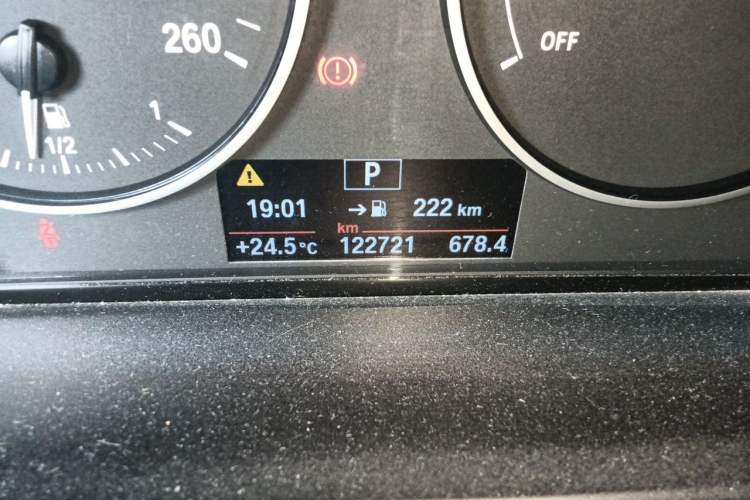 Used BMW 1 Series 2012 116i Leading Model Odometer Close Up