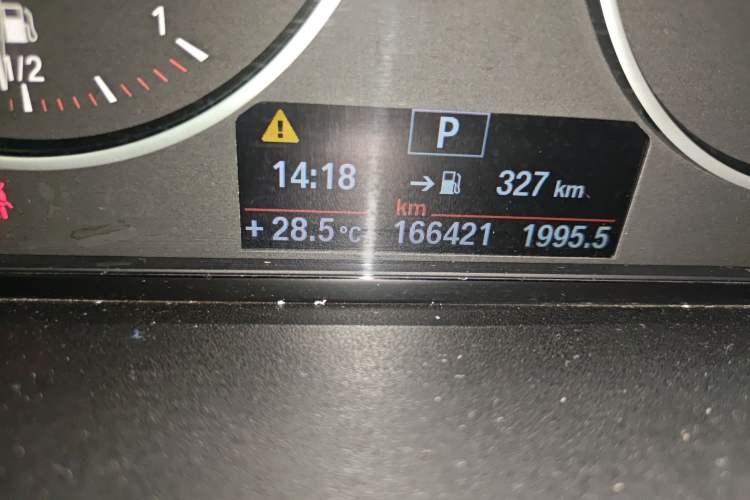 Used BMW 1 Series 2012 118i Sport Edition Odometer Close Up