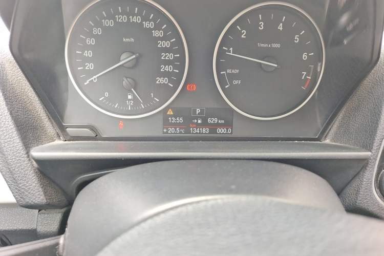 Used BMW 1 Series 2012 116i Leading Model Odometer Close Up