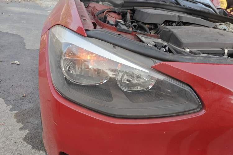 Used BMW 1 Series 2012 116i Leading Model Right Front Headlight