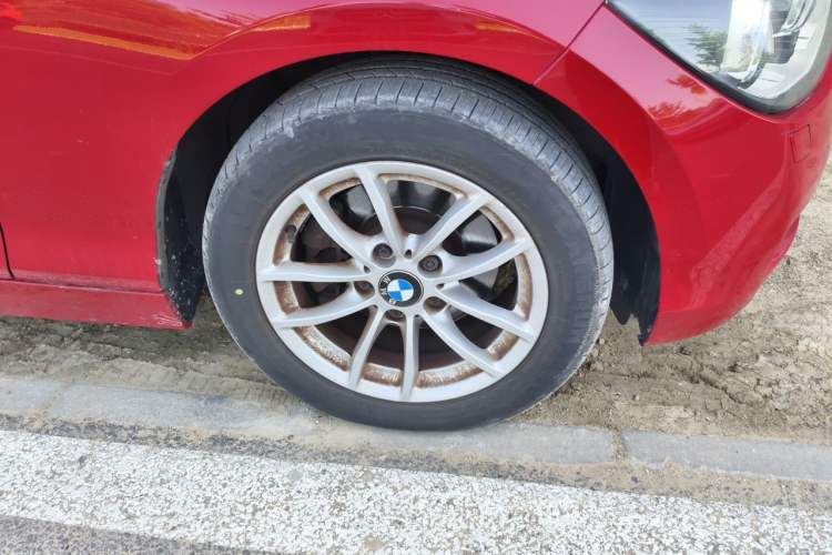 Used BMW 1 Series 2012 118i Leading Model Right Front Wheel Hub