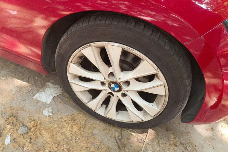 Used BMW 1 Series 2012 116i Leading Model Right Front Wheel Hub