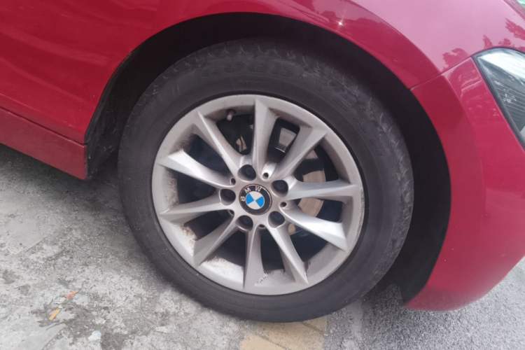 Used BMW 1 Series 2012 116i Urban Edition Right Front Wheel Hub