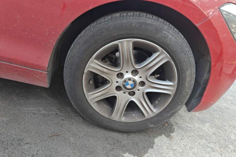 Used BMW 1 Series 2012 116i Leading Model Right Front Wheel Hub