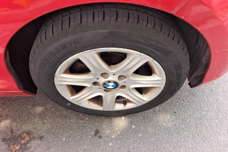 Used BMW 1 Series 2012 116i Leading Model Right Front Wheel Hub