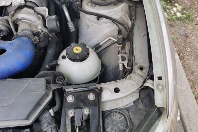 Used BMW 1 Series 2012 116i Leading Model Engine Bay Left