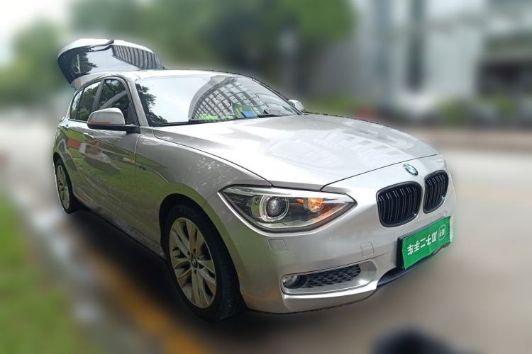 Used BMW 1 Series 2012 116i Urban Edition Front Right 45 Deg