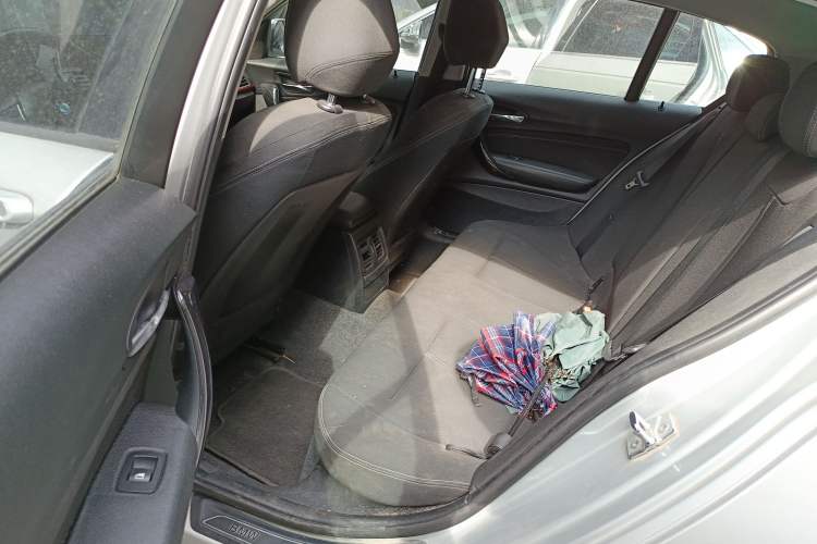 Used BMW 1 Series 2012 118i Sport Edition Left Rear Seat