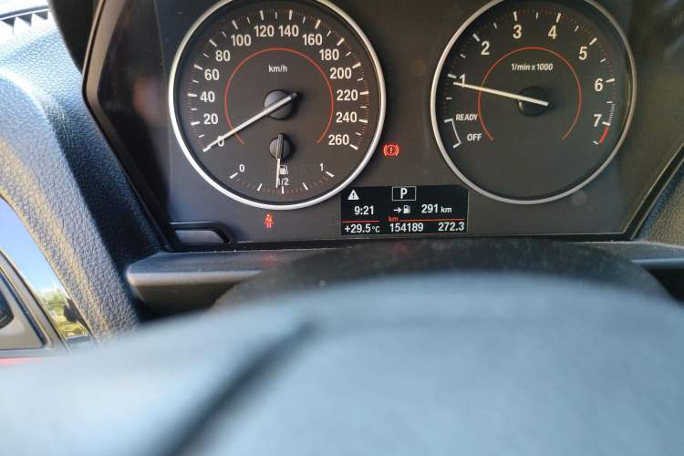 Used BMW 1 Series 2012 118i Sport Edition Odometer Close Up