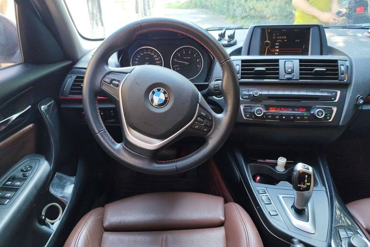 Used BMW 1 Series 2012 118i Sport Edition Steering Wheel