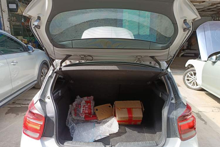 Used BMW 1 Series 2012 118i Sport Edition Trunk