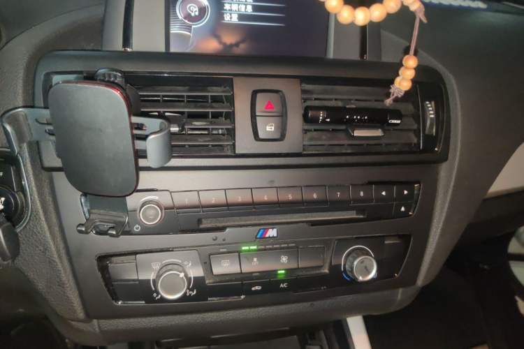 Used BMW 1 Series 2012 116i Leading Model Audio And AC Panel