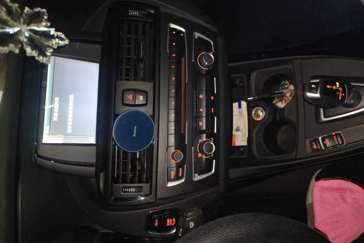 Used BMW 1 Series 2012 116i Urban Edition Audio And AC Panel