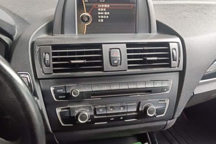 Used BMW 1 Series 2012 116i Leading Model Audio And AC Panel
