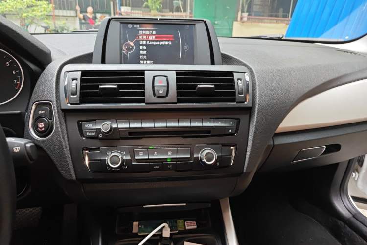 Used BMW 1 Series 2012 116i Leading Model Audio And AC Panel
