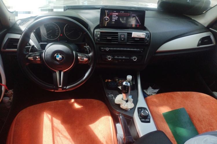 Used BMW 1 Series 2012 116i Leading Model Center Console