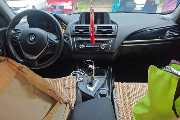 Used BMW 1 Series 2012 116i Urban Edition Center Console