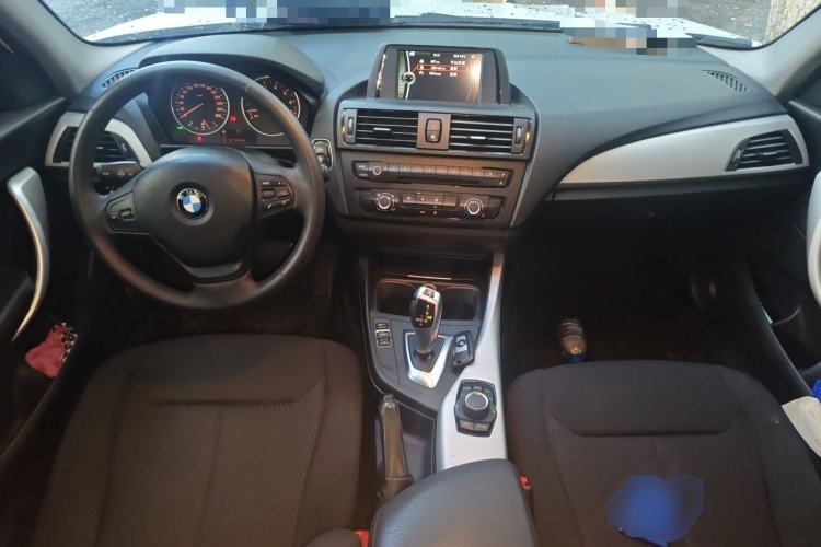 Used BMW 1 Series 2012 116i Leading Model Center Console