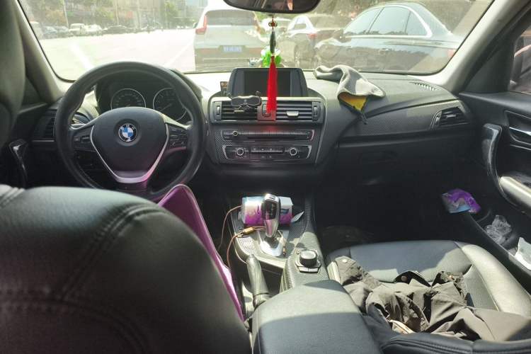 Used BMW 1 Series 2012 116i Urban Edition Center Console