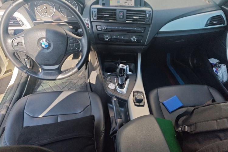 Used BMW 1 Series 2012 116i Leading Model Center Console
