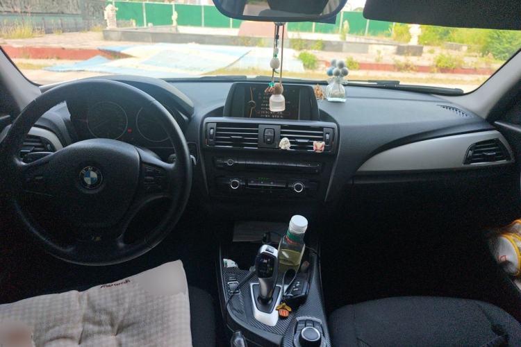 Used BMW 1 Series 2012 116i Leading Model Center Console