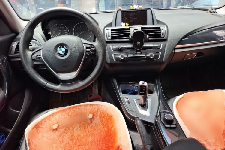Used BMW 1 Series 2012 116i Urban Edition Center Console