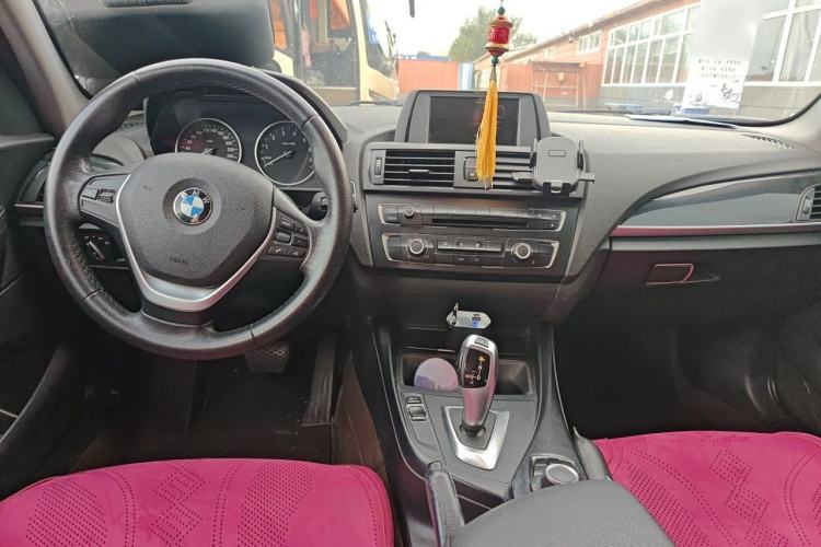 Used BMW 1 Series 2012 116i Leading Model Center Console