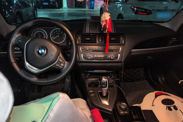 Used BMW 1 Series 2012 116i Urban Edition Center Console