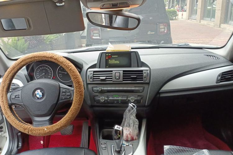 Used BMW 1 Series 2012 116i Leading Model Center Console