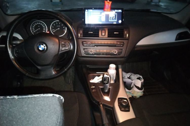Used BMW 1 Series 2012 116i Leading Model Center Console