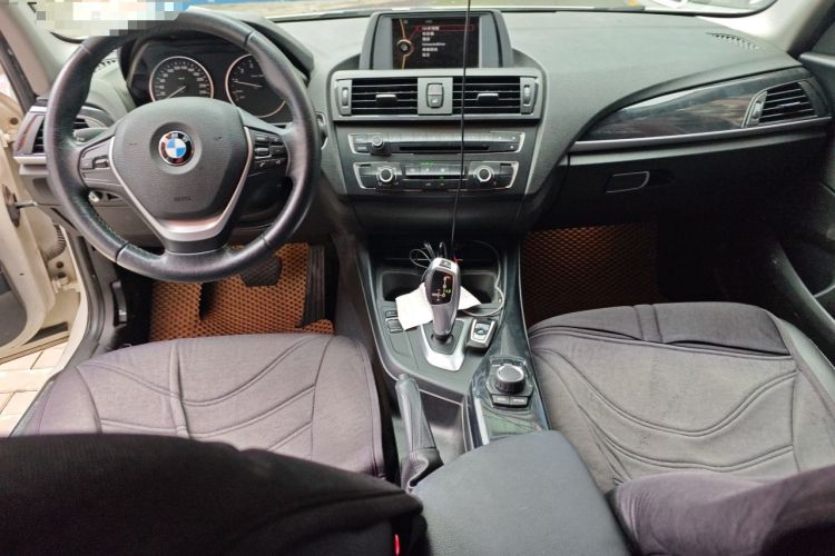 Used BMW 1 Series 2012 116i Urban Edition Center Console