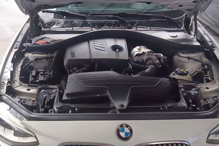 Used BMW 1 Series 2012 116i Leading Model Engine Bay