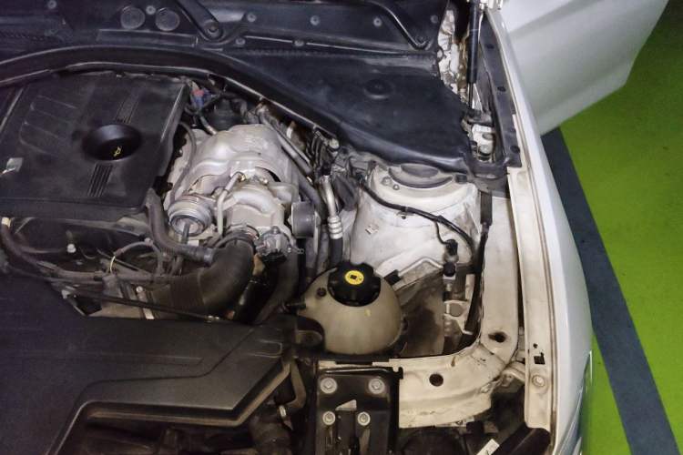 Used BMW 1 Series 2012 118i Leading Model Engine Bay Left