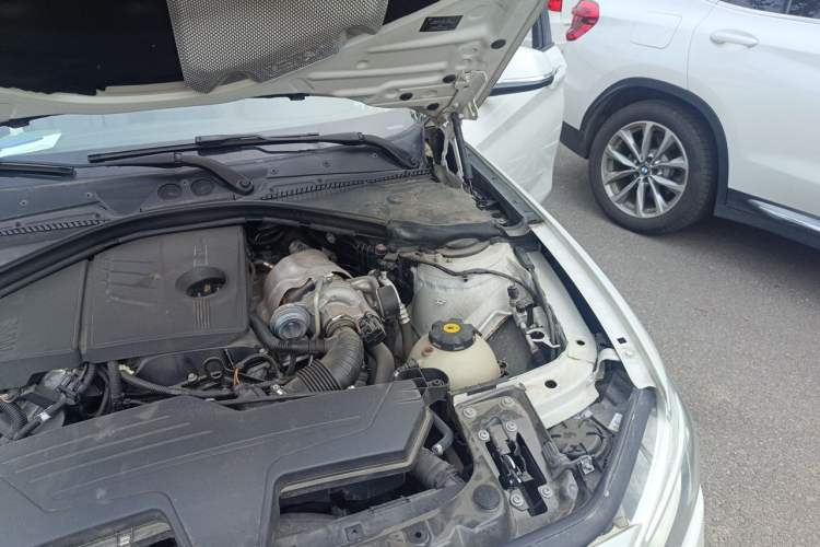 Used BMW 1 Series 2012 116i Urban Edition Engine Bay Left