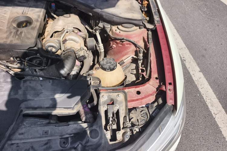 Used BMW 1 Series 2012 116i Urban Edition Engine Bay Left