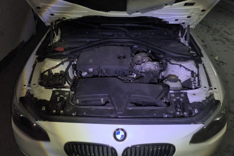 Used BMW 1 Series 2012 116i Leading Model Engine Bay