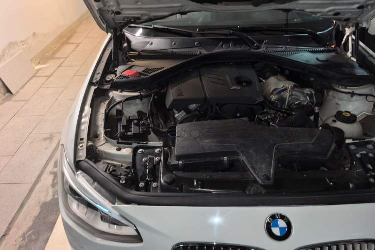 Used BMW 1 Series 2012 116i Urban Edition Engine Bay Right