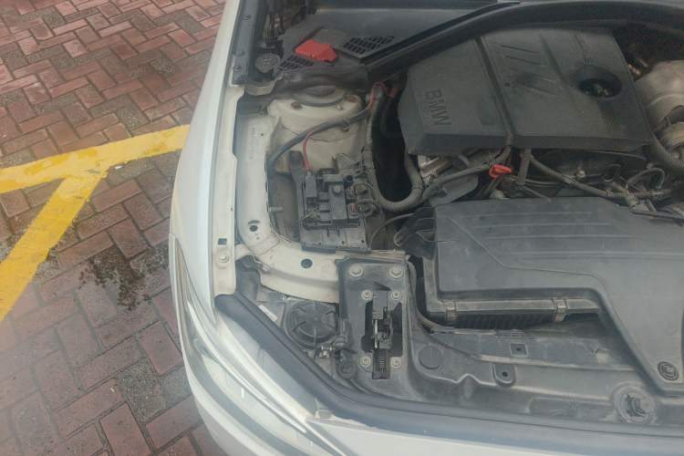 Used BMW 1 Series 2012 116i Urban Edition Engine Bay Right