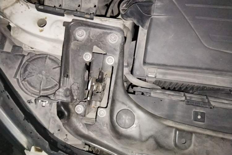 Used BMW 1 Series 2012 116i Leading Model Engine Bay Right