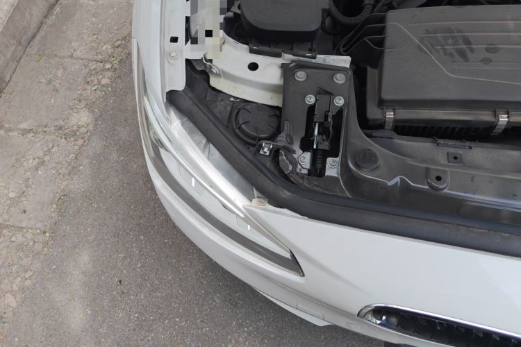 Used BMW 1 Series 2012 118i Leading Model Engine Bay Right