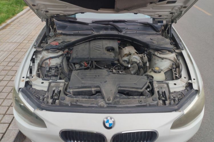 Used BMW 1 Series 2012 116i Leading Model Engine Bay