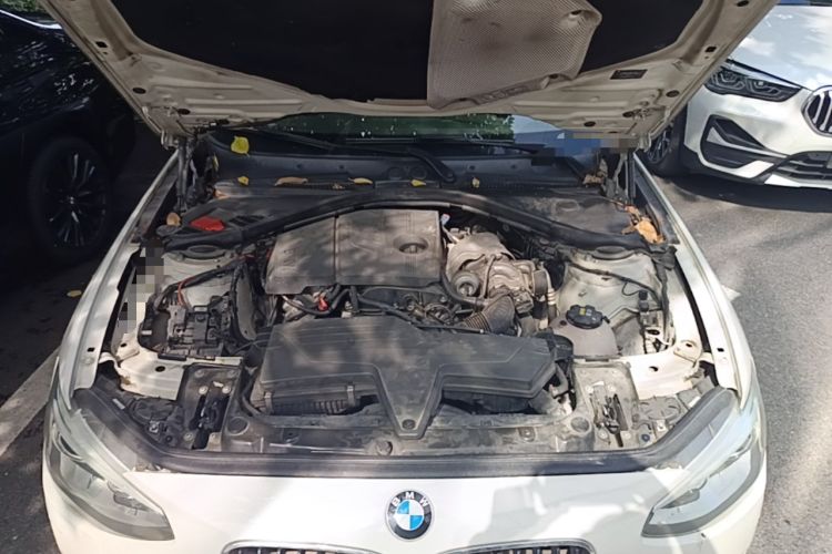 Used BMW 1 Series 2012 118i Sport Edition Engine Bay