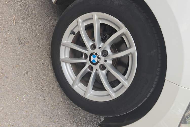 Used BMW 1 Series 2012 118i Leading Model Exterior 4