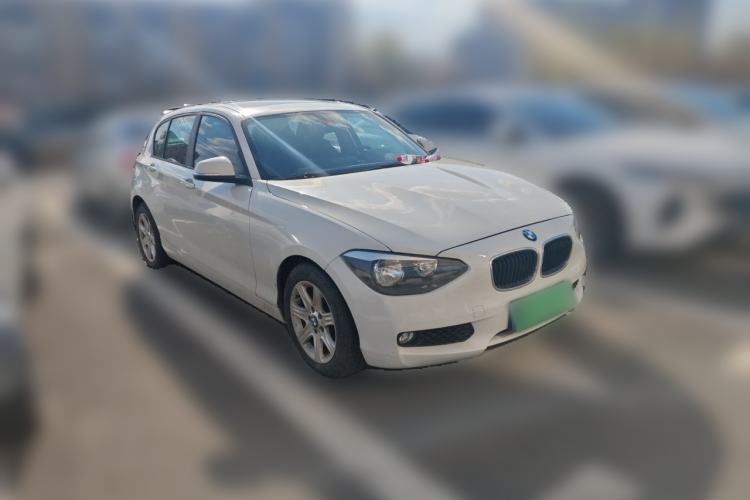 Used BMW 1 Series 2012 116i Leading Model Front Right 45 Deg