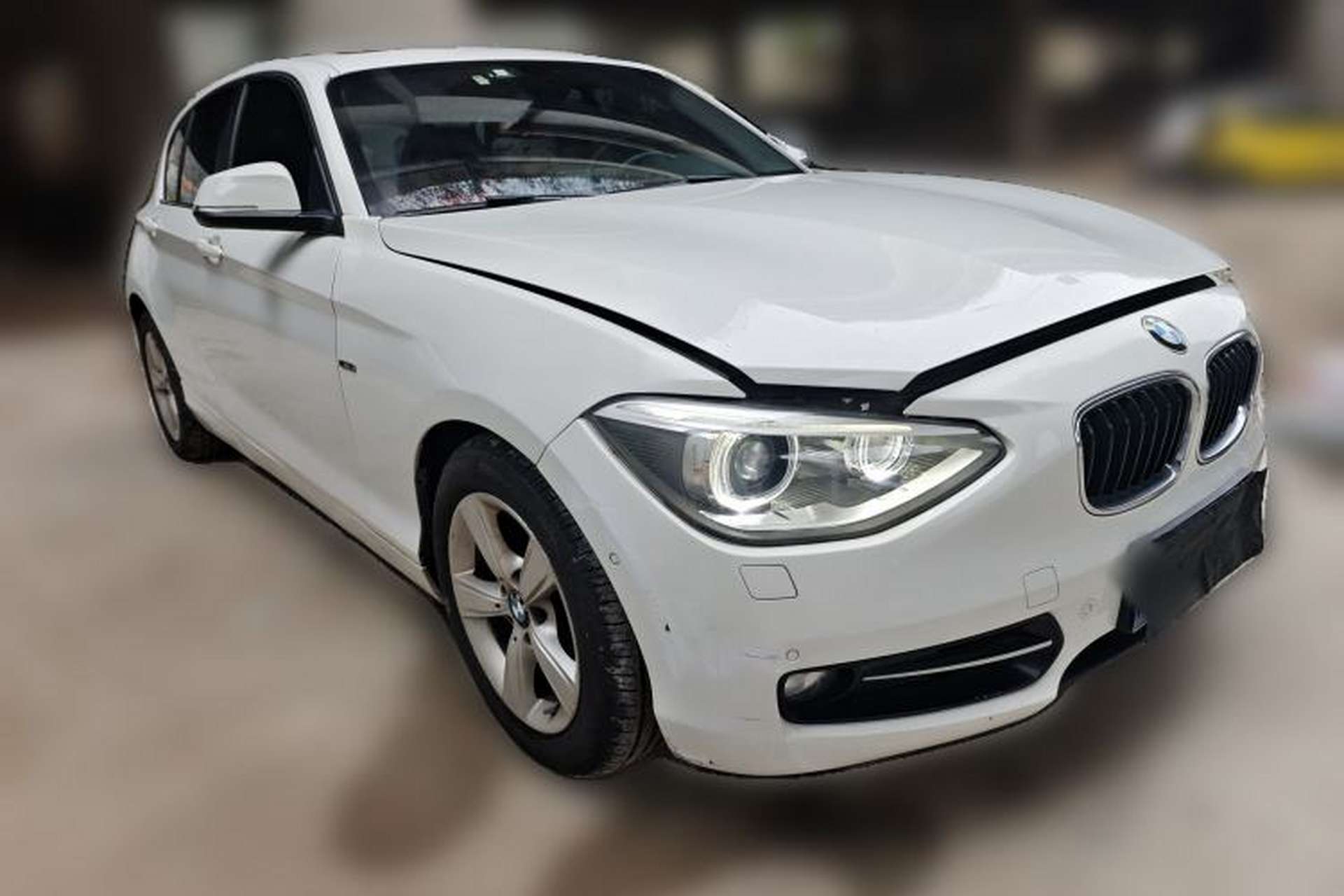 Used BMW 1 Series 2012 118i Sport Edition Front Right 45 Deg