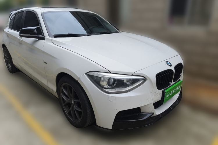 Used BMW 1 Series 2012 118i Sport Edition Front Right 45 Deg