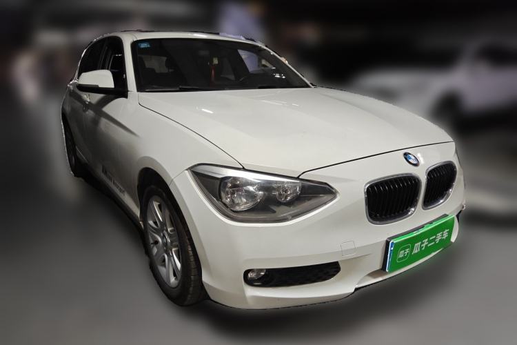 Used BMW 1 Series 2012 116i Leading Model Front Right 45 Deg