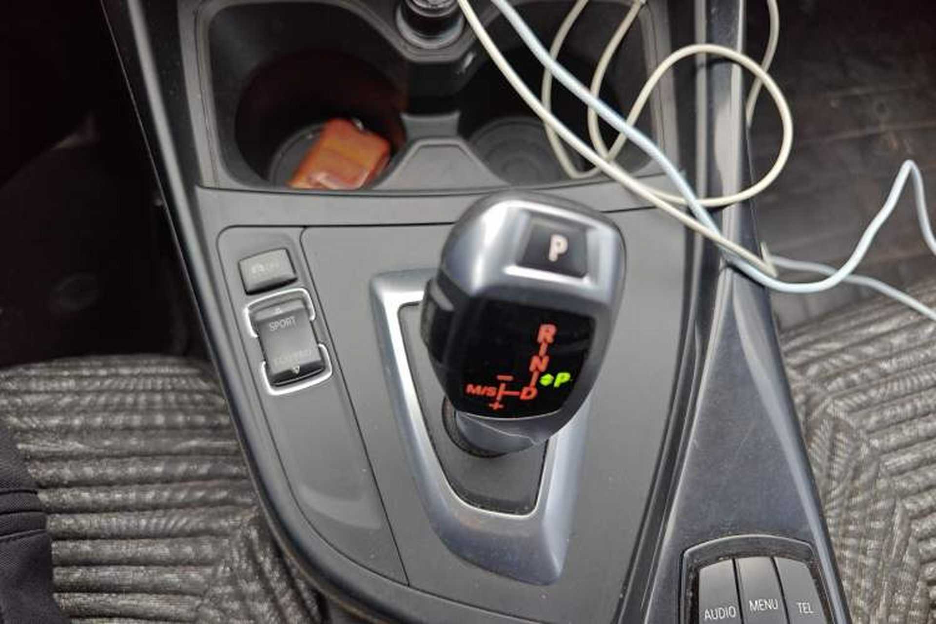 Used BMW 1 Series 2012 116i Urban Edition Gear Lever