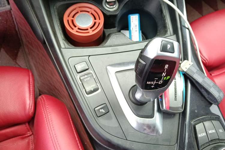 Used BMW 1 Series 2012 118i Sport Edition Gear Lever