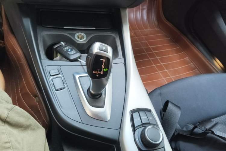 Used BMW 1 Series 2012 116i Leading Model Gear Lever